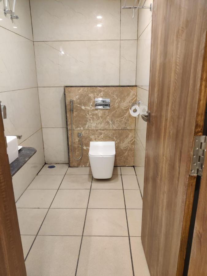 Relax Inn Dod Jala Exteriör bild